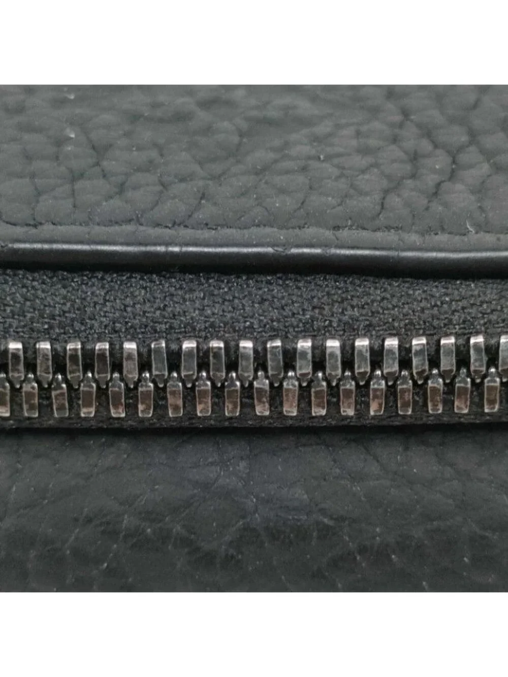 Louis Vuitton Trifold Wallet Portefeuille Pilot Black Taurillon Leather Compact